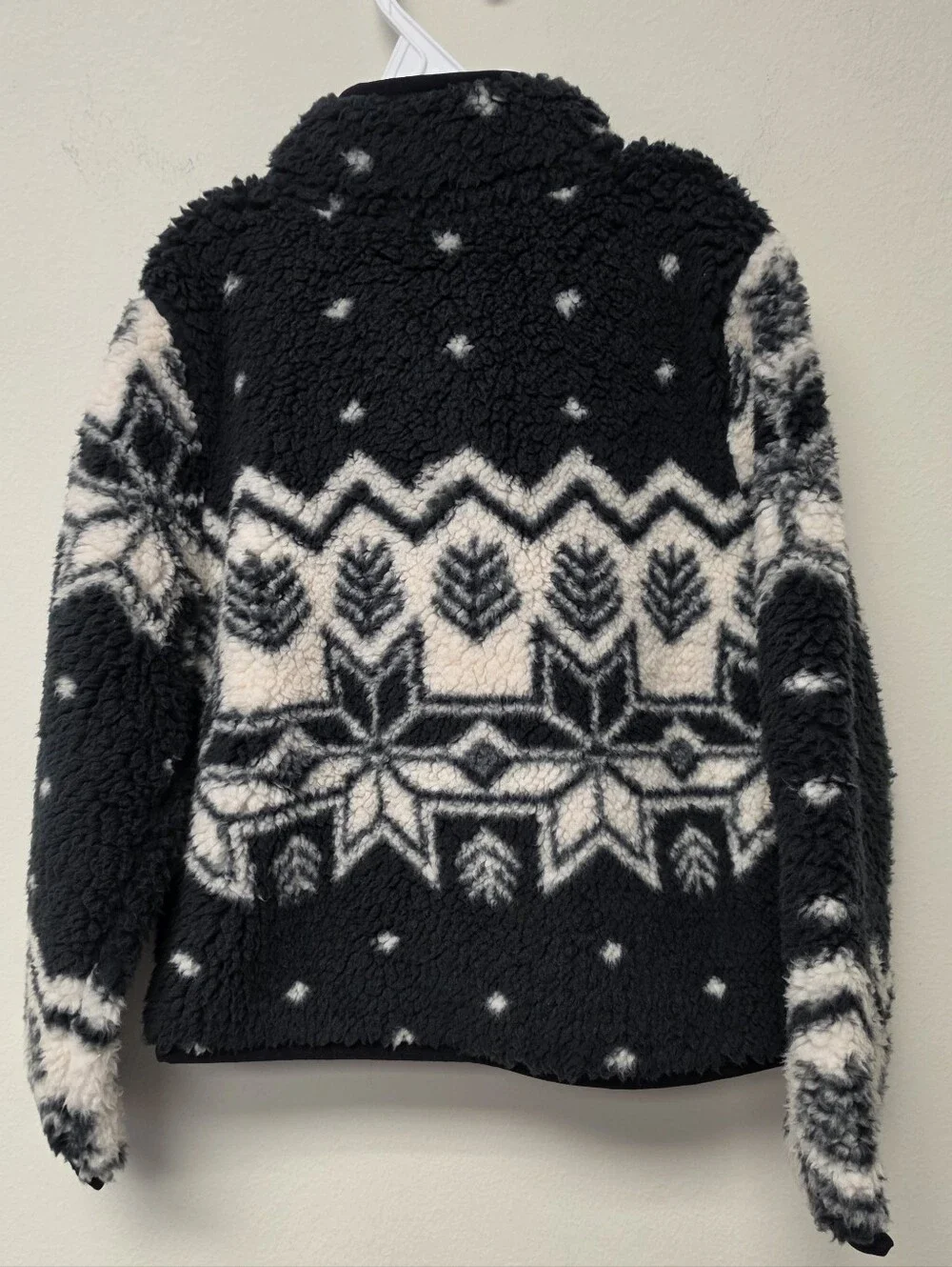 The Children's Place Fair Isle Pattern Print Sherpa Zip Jacket Black Cream XS 4